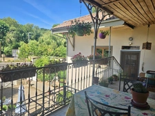 Maison de caractère DAVAYE (71) 222m2 - 9 pièces - dépendances et annexes à 345 000 €