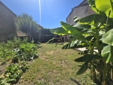 Maison de caractère DAVAYE (71) 222m2 - 9 pièces - dépendances et annexes à 345 000 €