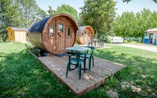Dpt Saône et Loire (71), à vendre TOURNUS Camping sur 1ha et demi à 550 000 €
