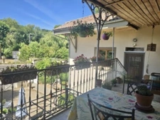 Maison de caractère DAVAYE (71) 222m2 - 9 pièces - dépendances et annexes à 345 000 €