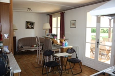 Maison à vendre 7 pièces proche de CUISERY (71) Maison au calme 200m2 - 5 chambres sur 3064m2 de terrain clos à 250 000 €