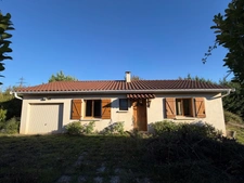 Maison à vendre Plain-pied - 4 pièces LACROST (71) sur 814 m2 de terrain à 160 000 €