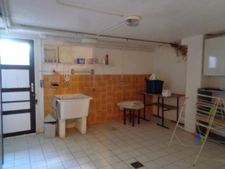 Dpt Yonne (89), à vendre  maison 6 pièces de 118 m² - Terrain de 741,00 m² avec garage