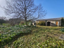 Maison à vendre SAINT DIZANT DU GUA (17) 3 pièces à rénover sur 5726m2