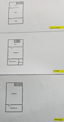 Dpt Yonne (89), à vendre BLENEAU maison de bourg de caractère 5 pièces de 120m2 avec cour de 80m2