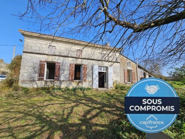 Maison à vendre SAINT DIZANT DU GUA (17) 3 pièces à rénover sur 5726m2