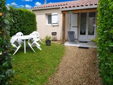 Maison à vendre 2 pièces OZILLAC (17) 2 pièces avec jardin privatif – Proche thermes de Jonzac