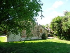 Maisons à vendre TREIGNY (89) Ensemble de deux maison 11pcs 5 ou 6 chbs, piscine, panneau solaire