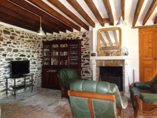 Maisons à vendre TREIGNY (89) Ensemble de deux maison 11pcs 5 ou 6 chbs, piscine, panneau solaire