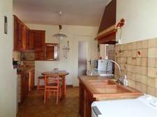 Maison à vendre 4 pièces BLENEAU (89) Maison au cœur du village de Bléneau, jardin et garage