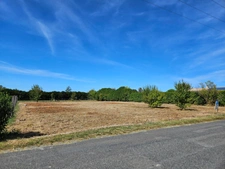 Terrain à vendre  SAINT CIERS DU TAILLON (17) Terrain 1465m2 avec certificat d'urbanisme