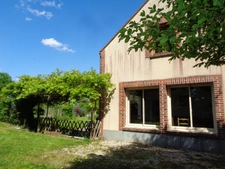 Maisons à vendre TREIGNY (89) Ensemble de deux maison 11pcs 5 ou 6 chbs, piscine, panneau solaire