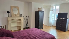 Dpt Yonne (89), à vendre BLENEAU maison de bourg de caractère 5 pièces de 120m2 avec cour de 80m2