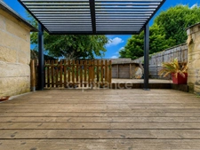 VENTE A TERME LIBRE - Maison 6 pièces PONS (17) - Centre ville - Piscine - Terrain de 167m²