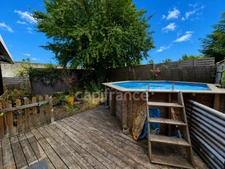 VENTE A TERME LIBRE - Maison 6 pièces PONS (17) - Centre ville - Piscine - Terrain de 167m²