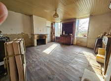 Maison à vendre SAINT DIZANT DU GUA (17) 3 pièces à rénover sur 5726m2