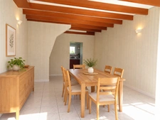 Maison à vendre 3 pièces COLOMBIERS (17) Maison de plain-pied 82m2 avec garage et beau terrain de 1000m2