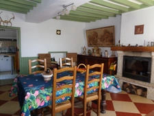 Maisons à vendre TREIGNY (89) Ensemble de deux maison 11pcs 5 ou 6 chbs, piscine, panneau solaire