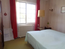 Maison à vendre SAUJON (17) 12 pièces 210m2 parcelle 700m2(deux habitations possibles)