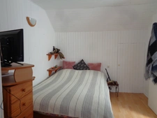 Maisons à vendre TREIGNY (89) Ensemble de deux maison 11pcs 5 ou 6 chbs, piscine, panneau solaire