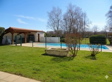 Maison à vendre  FONTCOUVERTE (17) 12 pièces 218m2 (3 logements) parcelle de 4000m2