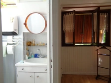 Maisons à vendre TREIGNY (89) Ensemble de deux maison 11pcs 5 ou 6 chbs, piscine, panneau solaire