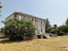 Maison à vendre SAINT GENIS DE SAINTONGE (17) 9 pièces 223m2 Parcelle 2000 m2