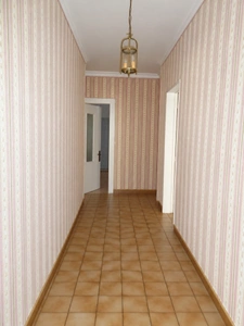 Maison à vendre 4 pièces COLOMBIERS (17 )Maison de plain-pied 102m2 avec garage et dépendances