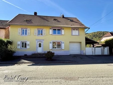 À VENDRE – Authentique corps de ferme T7 -210m²- rénové avec jardin et vue sur les Vosges –