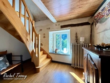 À VENDRE – Authentique corps de ferme T7 -210m²- rénové avec jardin et vue sur les Vosges –