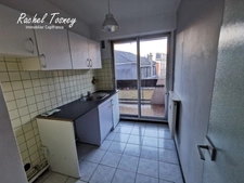 Belfort hyper-centre – Appartement T2  avec terrasse et balcon, un cocon rare au calme avec parking !