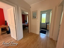 MAISON FAMILIALE T7 – 5 CHAMBRES, PISCINE ET GRANDS GARAGES – AU CALME, PROCHE A36