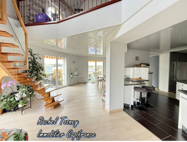 DUPLEX D'EXCEPTION,  Centre ville BELFORT (90), BALCONS, PLACE DE PARKING, dépendances !