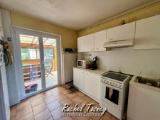 Maison Mitoyenne T5  A RÉNOVER, avec garage, sous-sol et magnifique jardin ! Secteur ANDELNANS/ FROIDEVAL (90400)