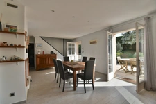 Chasselay village prisé - Maison de 155 m² - Piscine chauffée 