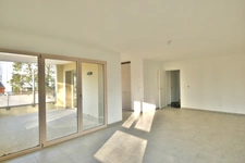 A vendre appartement T4 en 2ème étage de 95 m² avec loggia de 14 m² 
