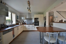 Chasselay village prisé - Maison de 155 m² - Piscine chauffée 