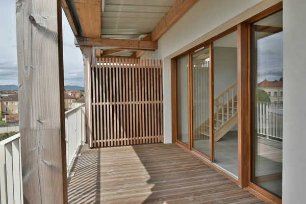 Appartement T4 de 85 m² avec balcon de 16 m²