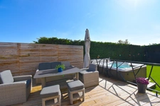 Contemporary villa of 147 m² with large garage