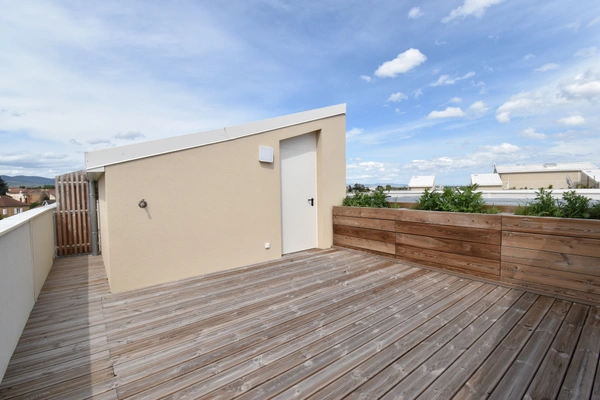 Appartement T4 de 85,87 m² avec balcon et rooftop privatif de 24 m²