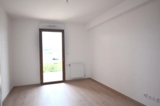 A vendre appartement T3 de 69,46 m² avec balcon et terrasse privative en toiture de 24 m²