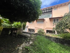 Immeuble d'investissement composé de deux logements indépendants à vendre FORT DE FRANCE (972)