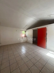À vendre Maison T3 avec fort potentiel, Texaco Bas-de-Bellevue, FORT DE FRANCE (972)