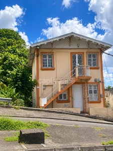 Immeuble de rapport à Fort-de-France – 4 appartements, 3 déjà loués