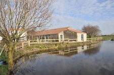 A vendre Fonds et Immeuble meublé de 6 GITES, labéllisés GITES DE FRANCE, à 20 min du littoral nord Vendée