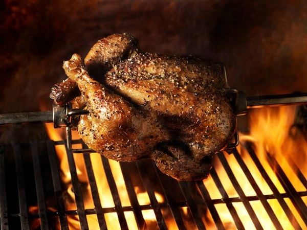 L'incontournable Rôtisserie proche de St Gilles ! dans un emplacement de choix