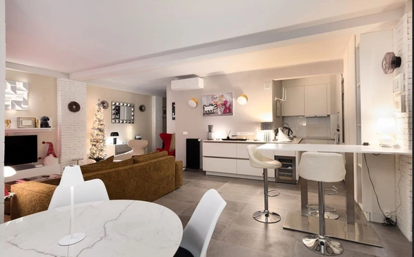 Appartement à vendre 3 pièces CLIMATISATION PARIS 2EME ARRONDISSEMENT (75)MONTORGUEIL DPE. C.