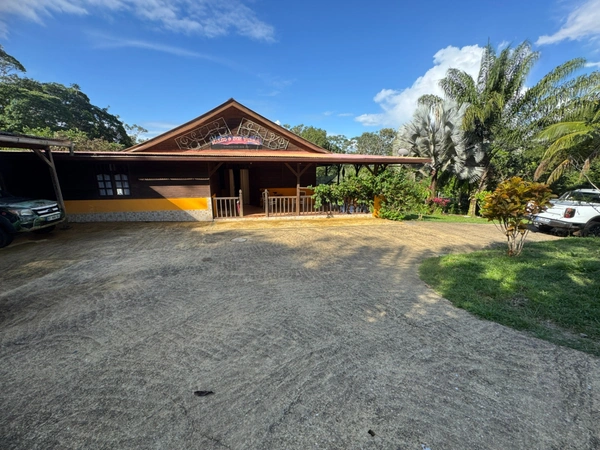 Magnifique coup de coeur pour cette maison T4 à ROURA