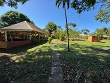 Spécial investisseur avisé, vente de l’hôtel restaurant La Chaumière, fonds et immobiliers idéalement situés à Matoury, près de Cayenne