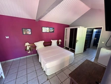 Spécial investisseur avisé, vente de l’hôtel restaurant La Chaumière, fonds et immobiliers idéalement situés à Matoury, près de Cayenne